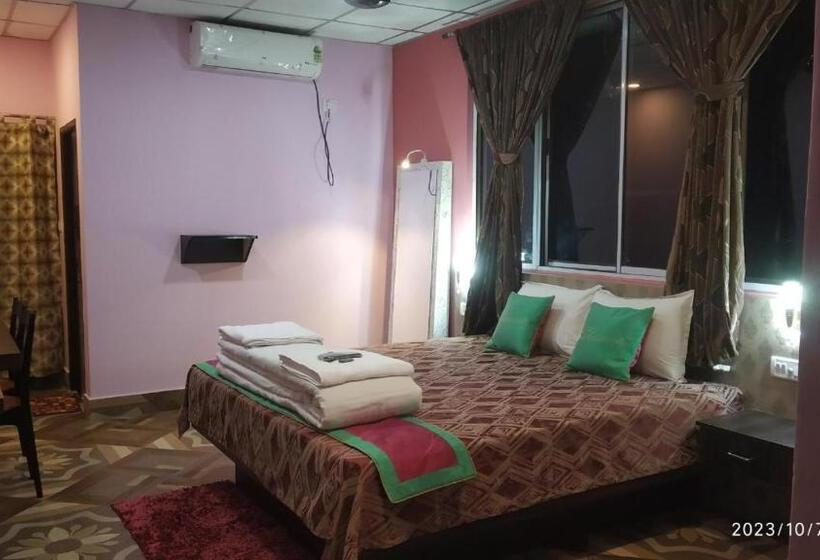 غرفة ديلوكس, Shreesh