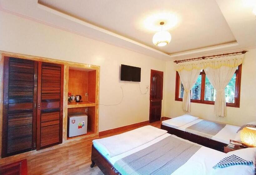 اتاق ساده سه‌ نفره, Mỹ Khánh Resort