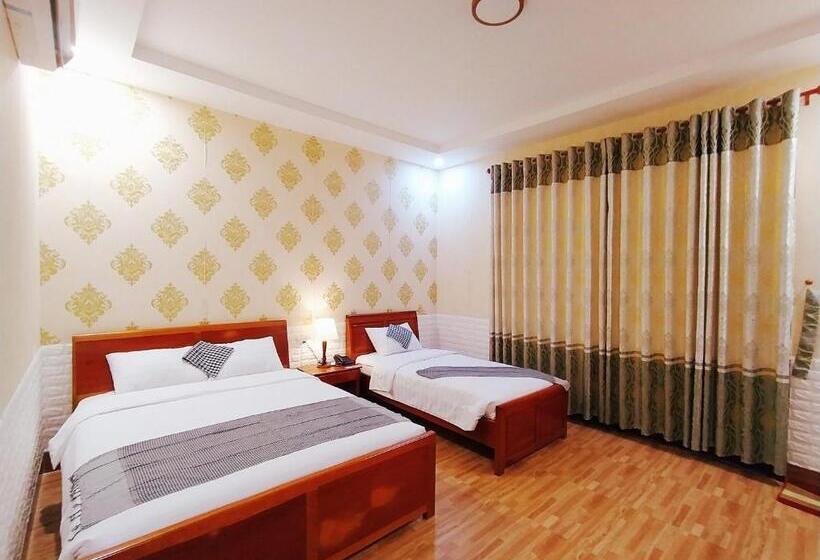 اتاق ساده سه‌ نفره, Mỹ Khánh Resort