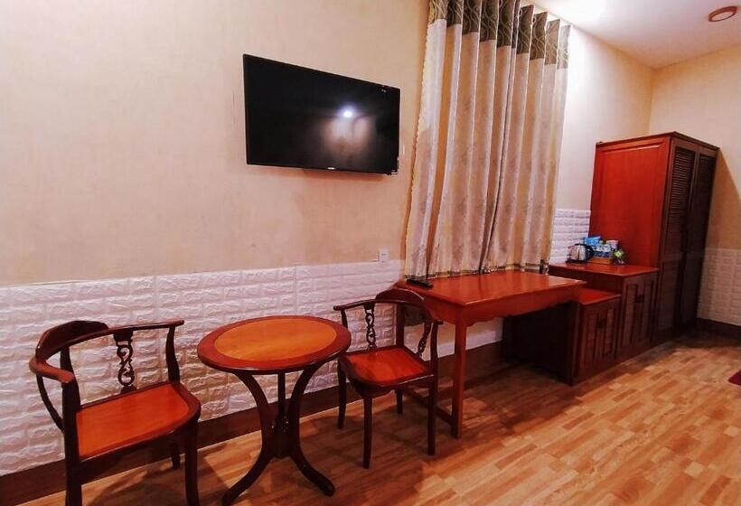 اتاق لوکس سه تخته, Mỹ Khánh Resort