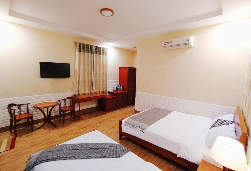 اتاق لوکس سه تخته, Mỹ Khánh Resort