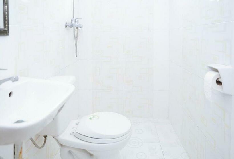 اتاق استاندارد, C Star Travellers Inn