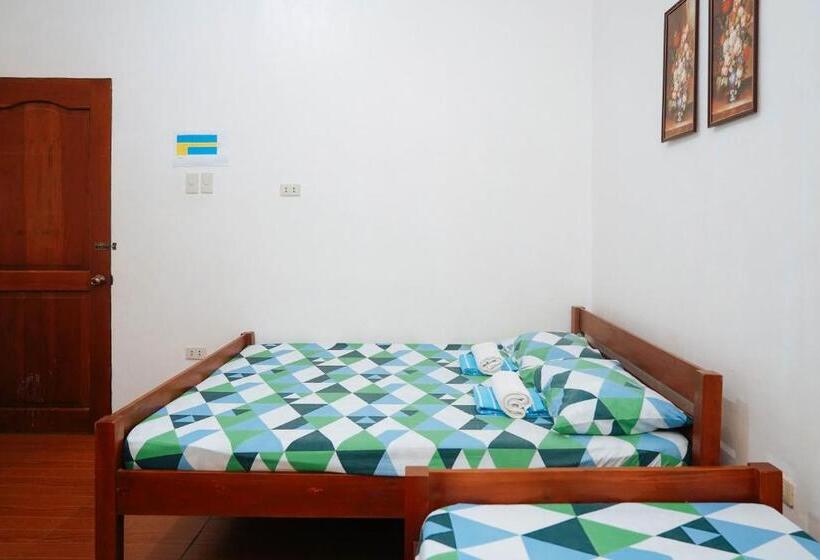 اتاق استاندارد سه نفره, C Star Travellers Inn