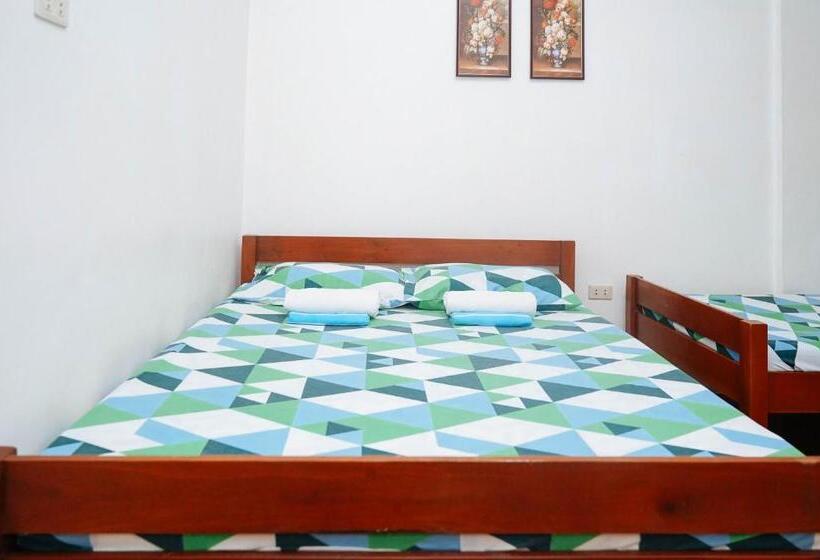 اتاق استاندارد سه نفره, C Star Travellers Inn