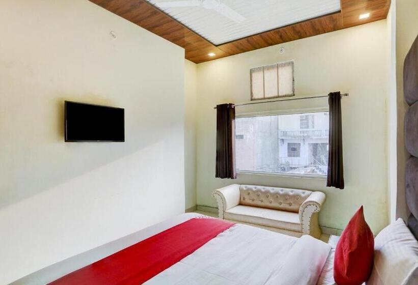 트리플 클래식 룸, Super Hotel O Haveli Inn