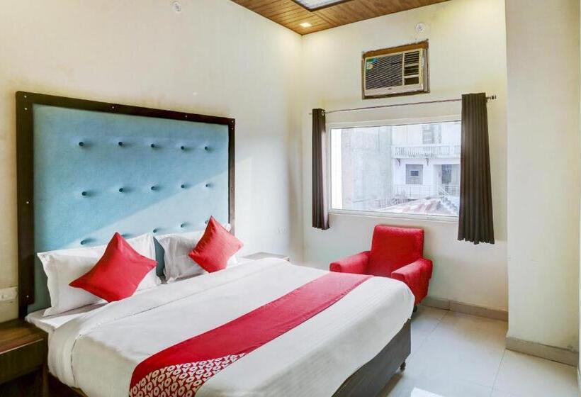 트리플 클래식 룸, Super Hotel O Haveli Inn