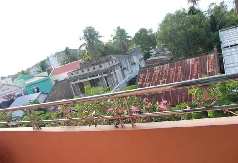 اتاق خانوادگی, Huỳnh Hương Guesthouse