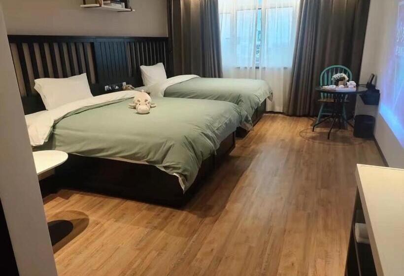 חדר דלוקס, 银座精宿酒店(济南莱芜旅发印象城凤城西大街店)