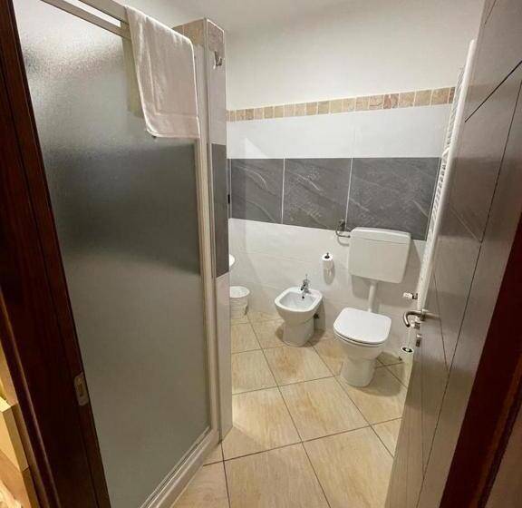 اتاق استاندارد چهار تخته, Dimora Al Saraceno