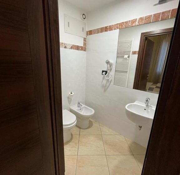 اتاق استاندارد چهار تخته, Dimora Al Saraceno