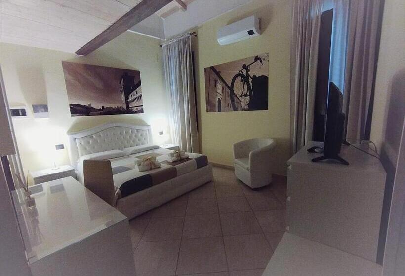 اتاق لوکس با چشم‌انداز, Dimora Al Saraceno