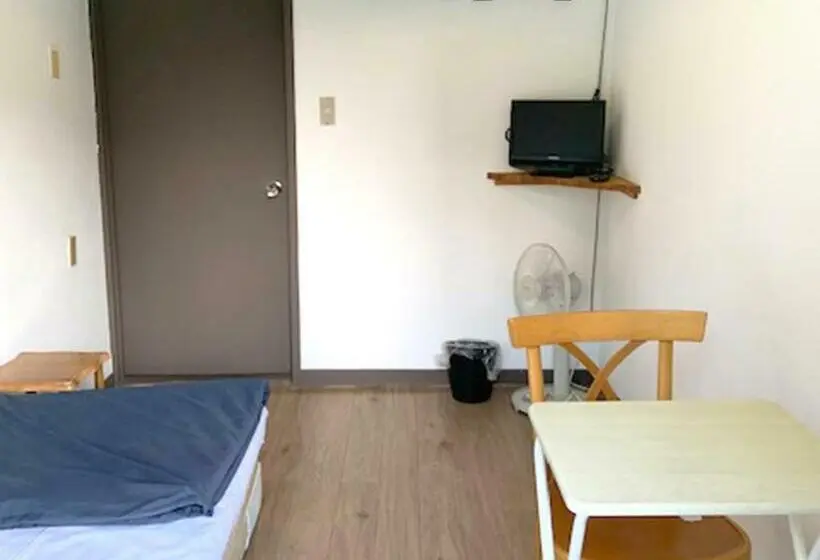 Standard Yhden Hengen Huone, 五岳庵