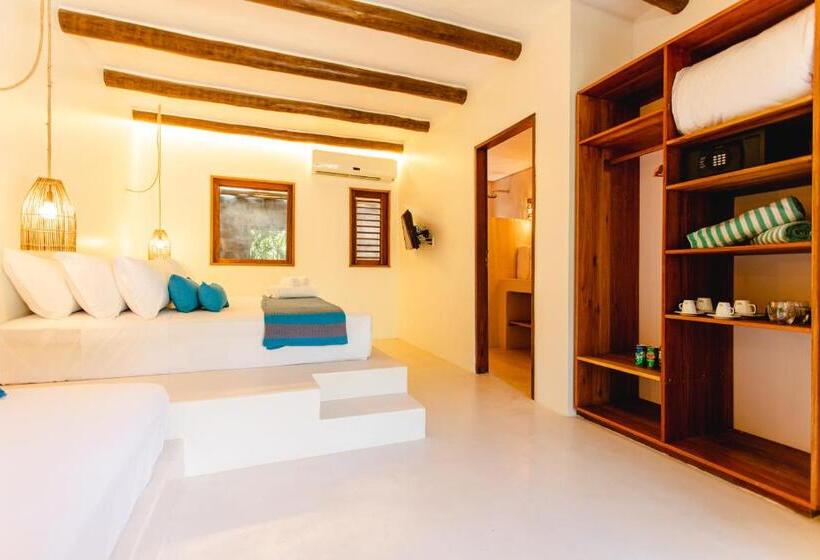 جناح مطلّ علي الحديقة, Cafe Jeri