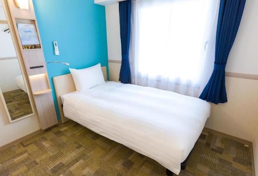 חדר סטנדרט יחיד, Toyoko Inn Tsubame Sanjo Ekimae