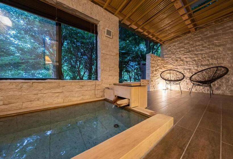 Standard room with outdoor bath, 伊豆高原温泉ホテル 森の泉