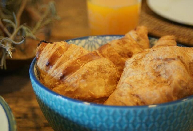 غرفة قياسية ثلاثية, Finca Mil Estrellas