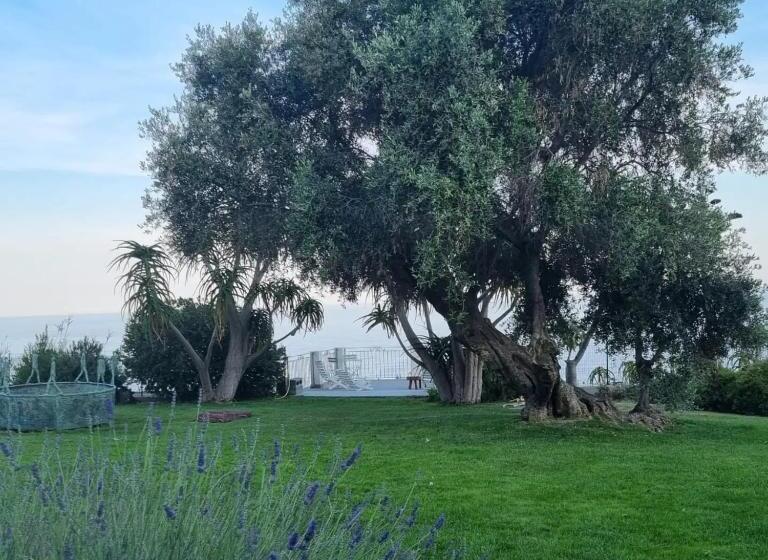 דירת חדר, Agriturismo La Tuffatrice