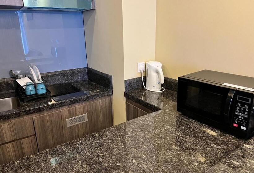 חדר לארבעה סטנדרטי עם מרפסת, Atmosphere De Genting