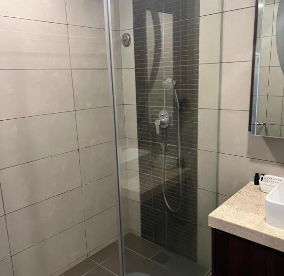 סטודיו דלוקס, Atmosphere De Genting