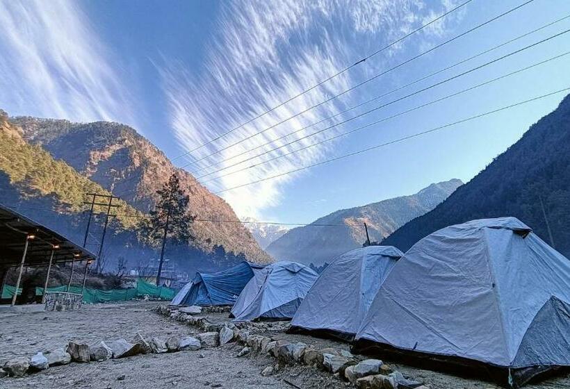 Standard Tent, Cafe Shackstone