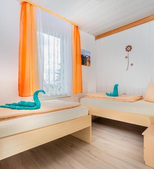 اتاق خانوادگی, Ferienhaus Zur Alten Schule