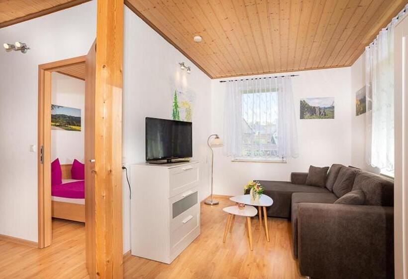 آپارتمان 1 خوابه با چشمانداز باغ, Ferienhaus Zur Alten Schule