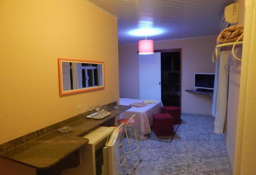 带按摩浴盆的套房, Pousada Klein