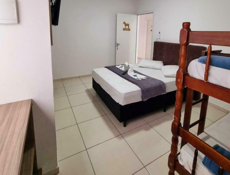 سوییت خانوادگی, Pousada Safari