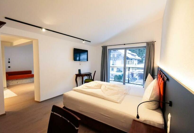 سوییت سوپریور, Boutique Hotel Edelweiss