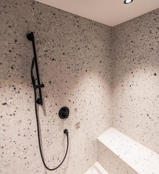 اتاق استاندارد, Boutique Hotel Edelweiss