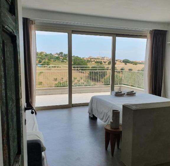 חדר סטנדרט לארבעה, Casa Lunaria B&b