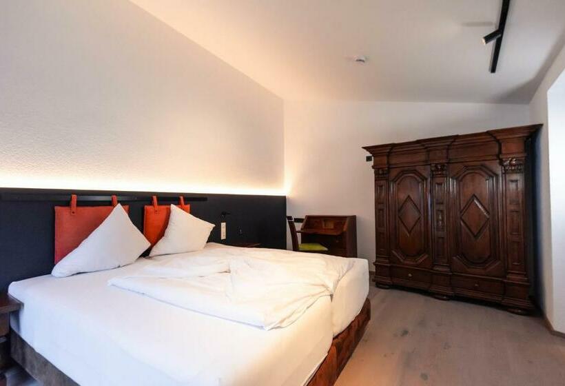 سوییت سوپریور, Boutique Hotel Edelweiss