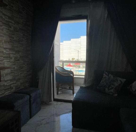 کلبه ییلاقی سوپریور یک خوابه, Porto Said بورتوسعيد شاليه غرفه وصاله ارضى