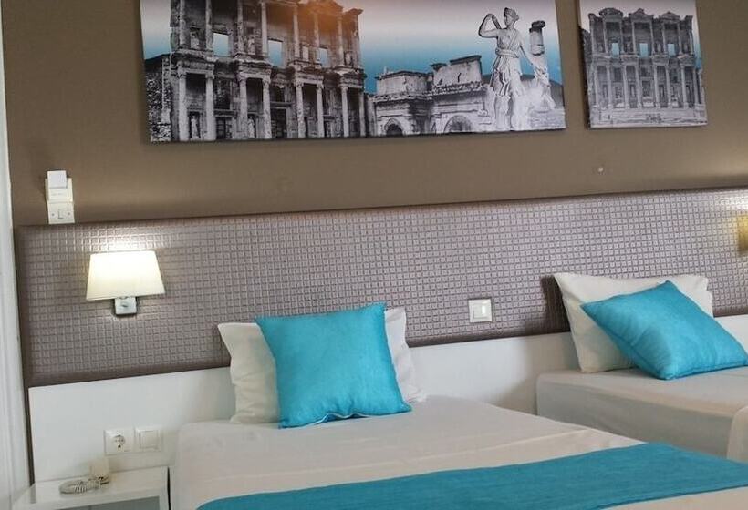 غرفة عائلية ذات إطلالة جانبية على البحر, Blue Nest