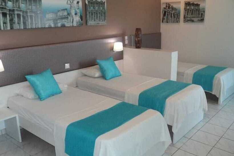 غرفة عائلية ذات إطلالة جانبية على البحر, Blue Nest