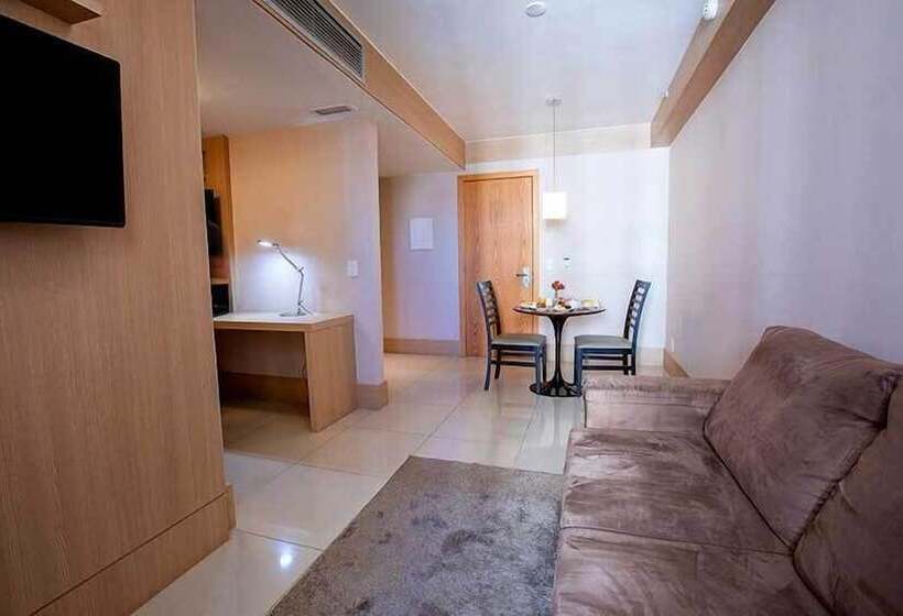 디럭스 스튜디오, Cullinan Hplus Premium