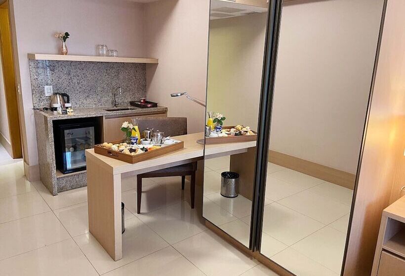 غرفة تنفيذية, Cullinan Hplus Premium