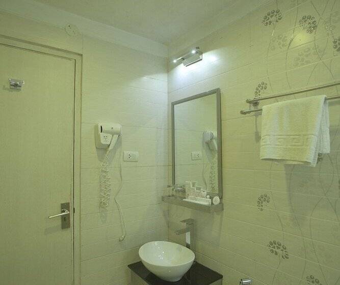 Deluxe Værelse, The Iris