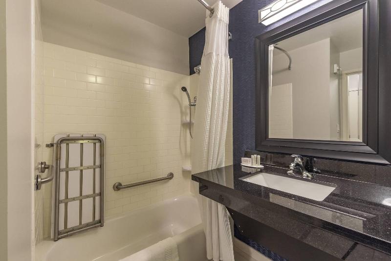 스탠다드 룸, Holiday Inn Express & Suites Pittsburgh Sw/southpointe, An Ihg