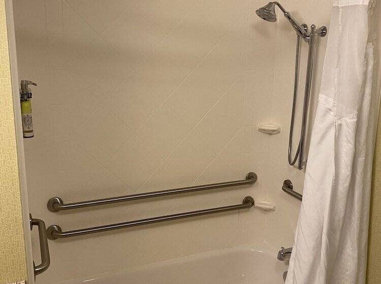 Люкс Адаптированный для Инвалидов, Holiday Inn Express & Suites Pittsburgh Sw/southpointe, An Ihg