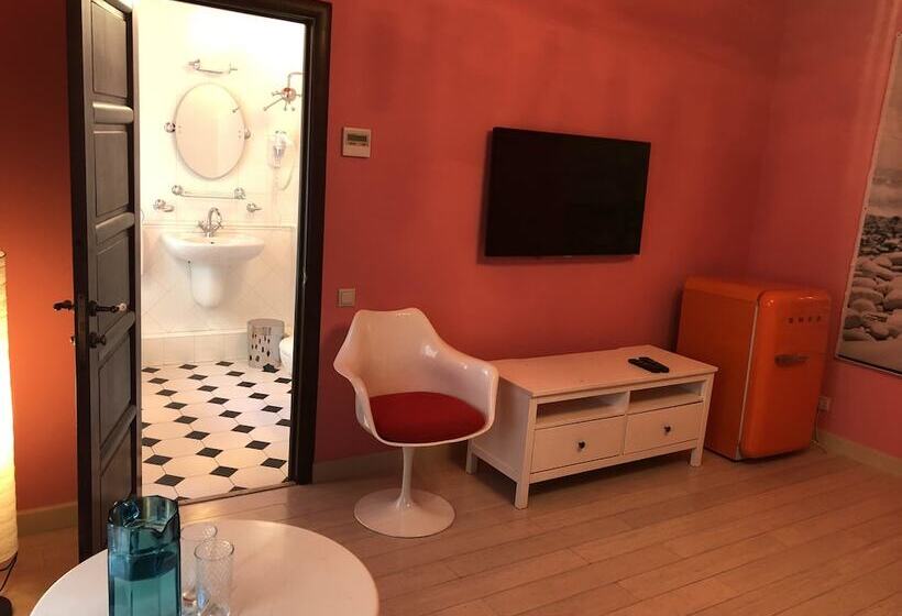 חדר דלוקס, Otokomae