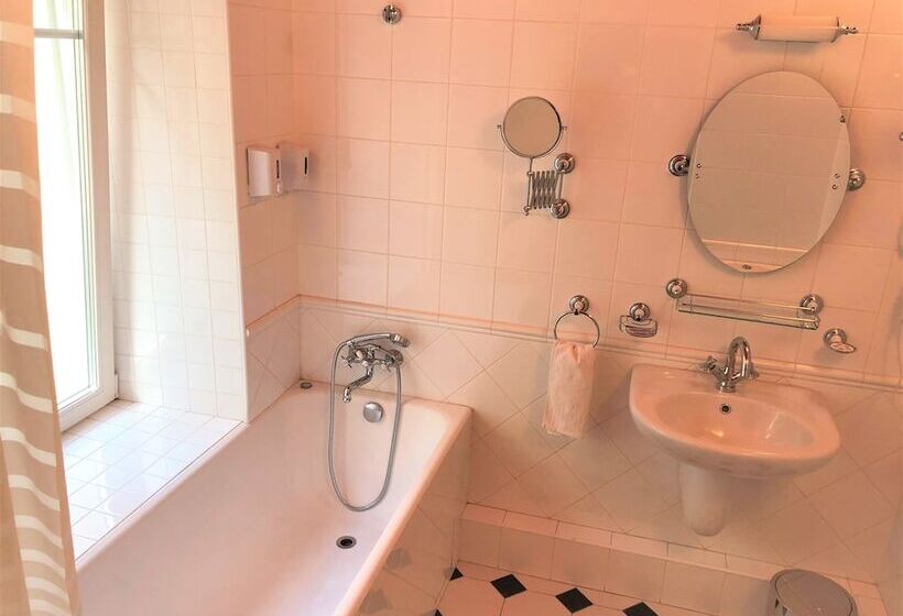 חדר דלוקס, Otokomae