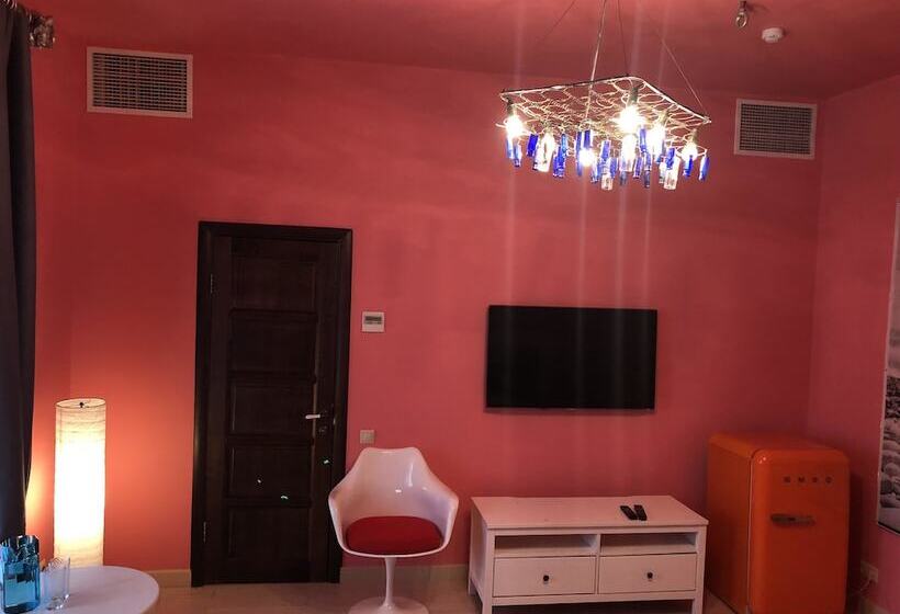 חדר דלוקס, Otokomae