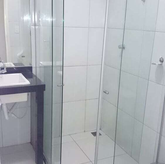 标准间, Reis Palace