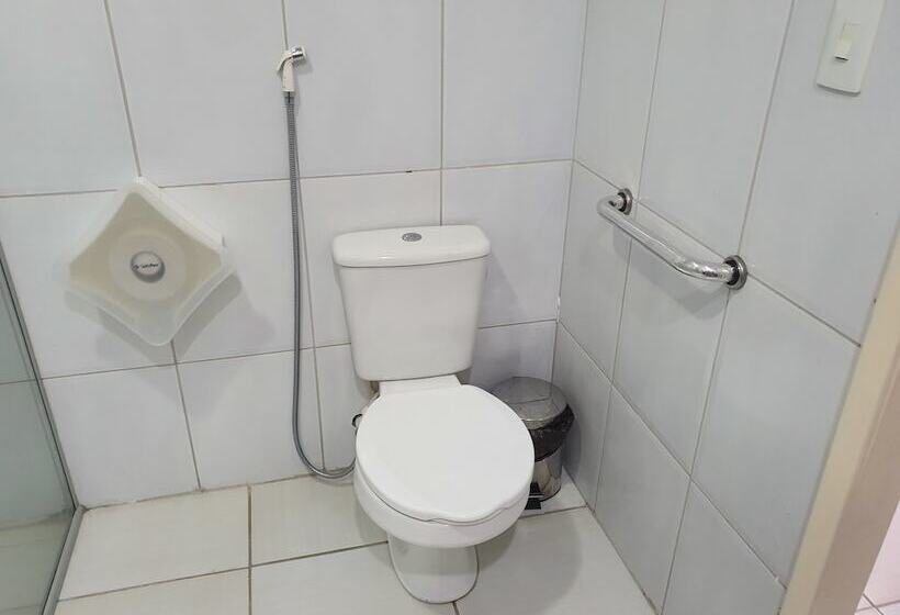 标准间, Reis Palace