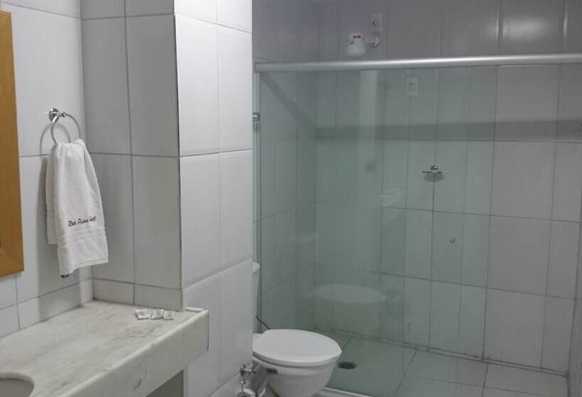 标准间, Reis Palace