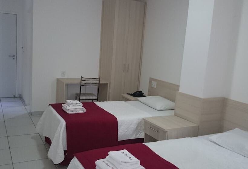 标准间, Reis Palace