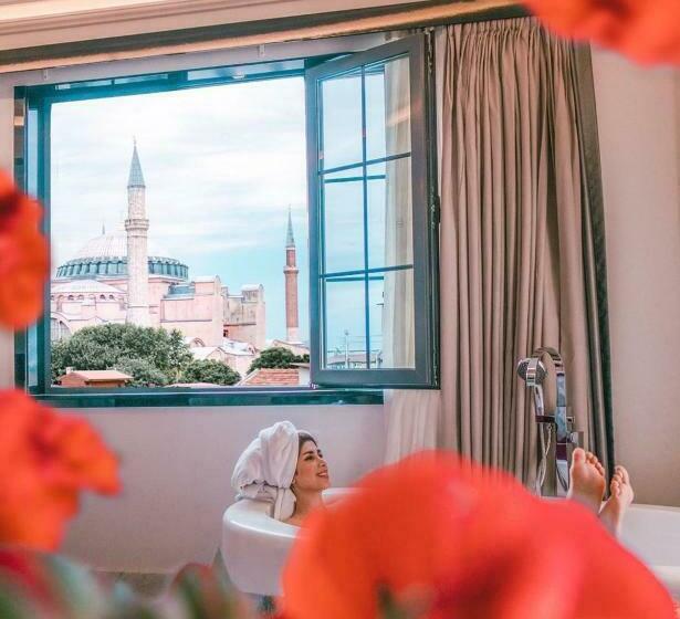 اتاق استاندارد با چشمانداز, Sura Hagia Sophia