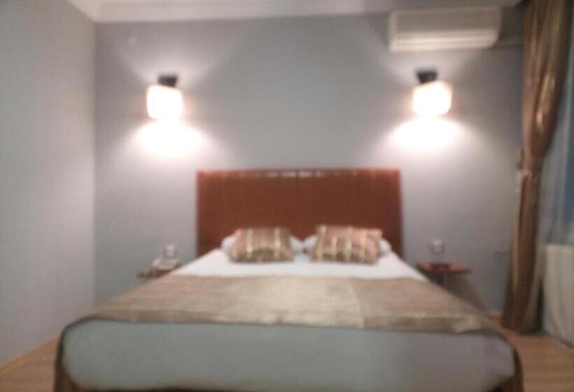 اتاق استاندارد, Tac