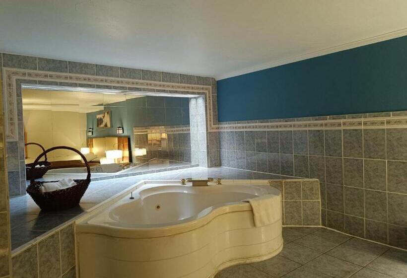 غرفة قياسية سرير كينج, The Boston Inn